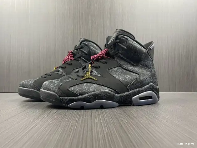 Kick Theory Black Jordan (W) 6 Triple Retro SD DB9818-001 0520